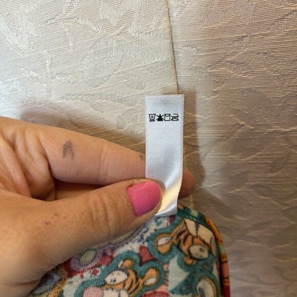 LuLaRoe Disney Pooh Bear Tigger Rabbit - Sz XS - NWOT WDW Classic Tee - Picture 9 of 9